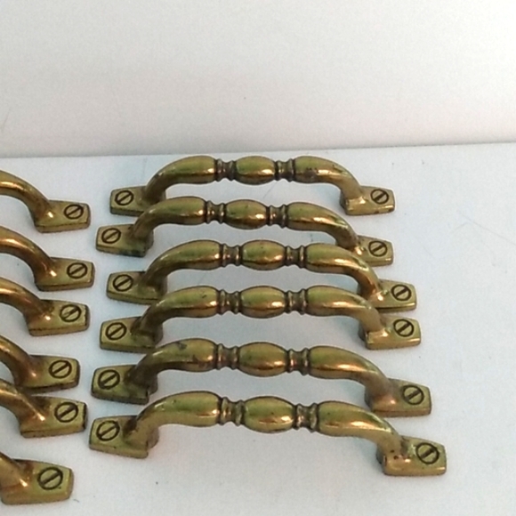 Keeler Brass Company Vintage brass handles set of 12 - Picture 11 of 11